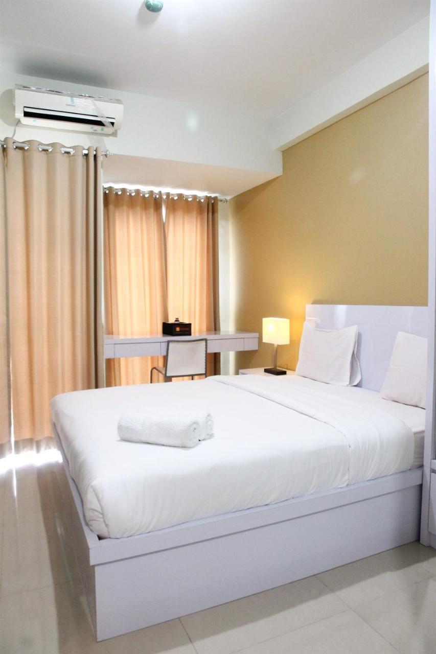 Comfortable Studio Apartment Grand Dhika City By Travelio Бекаси Экстерьер фото